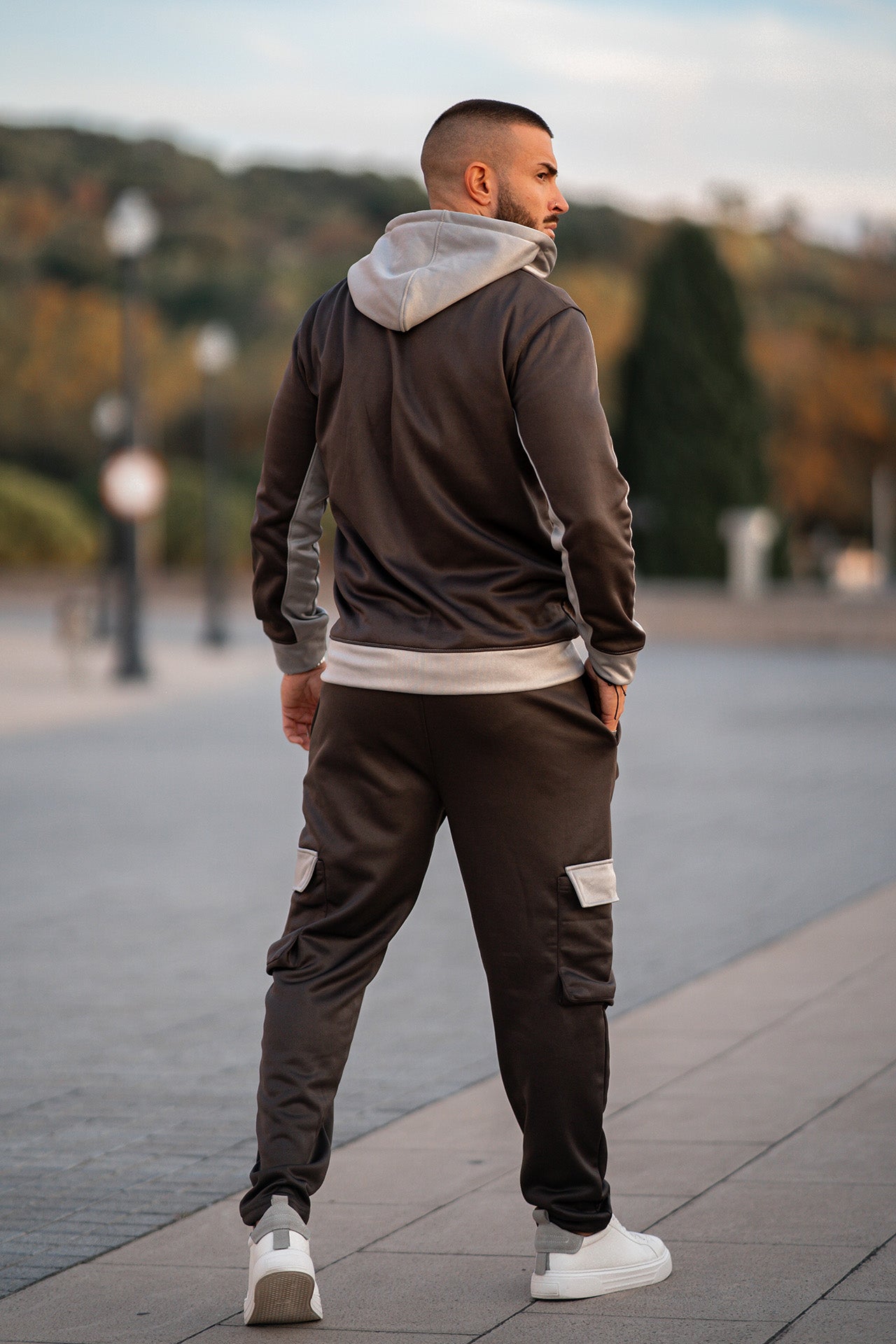 winter polyester tracksuit for men,
