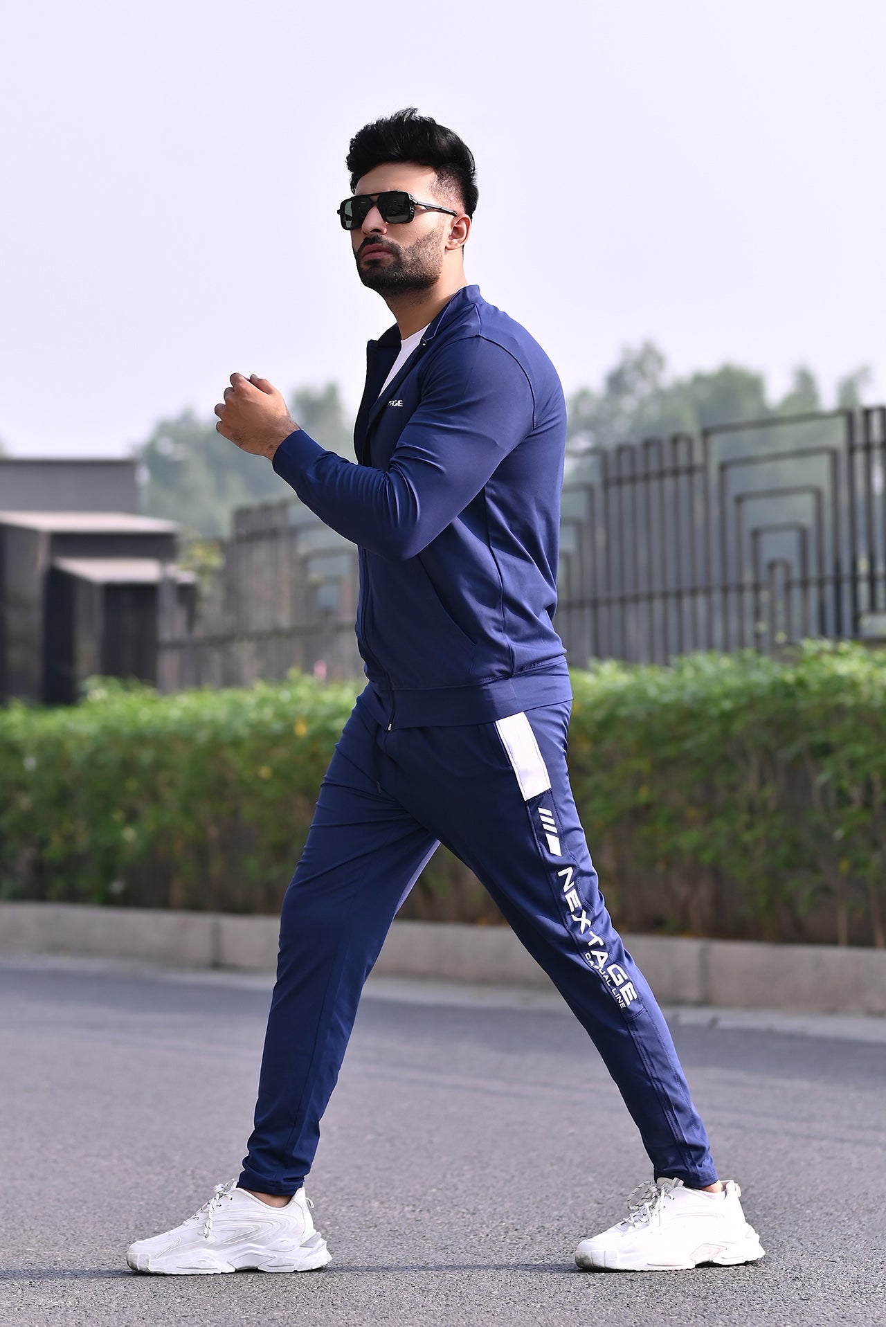 Gym clothes for winter, Fitness clothing,
