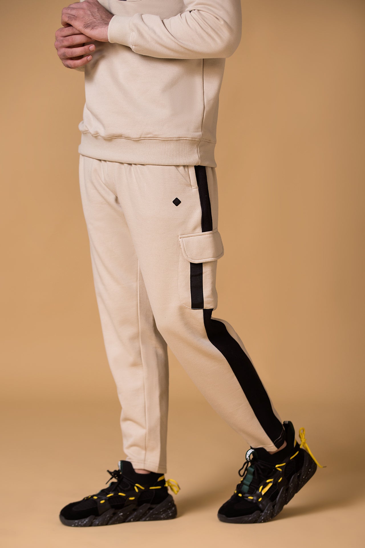 nextage winter fleece jogger pants in paksitan,