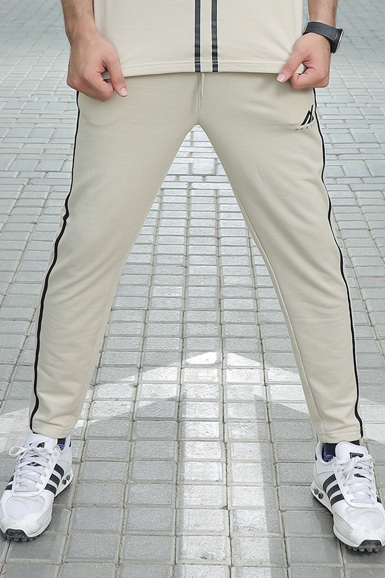 NEXTAGE SAND STRIPE LOGO TROUSER