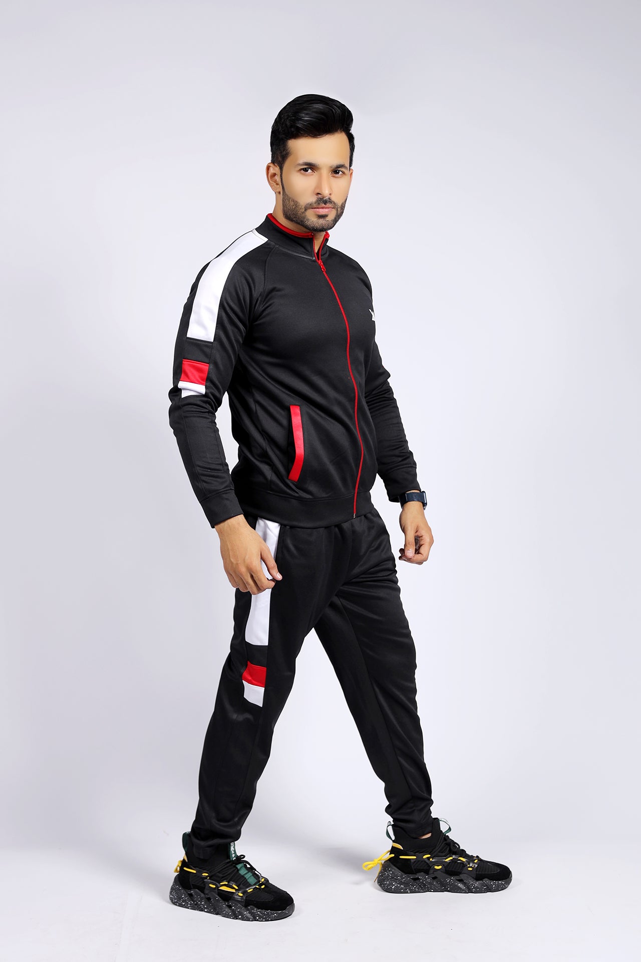 Mens black tracksuit online in pakistan, 