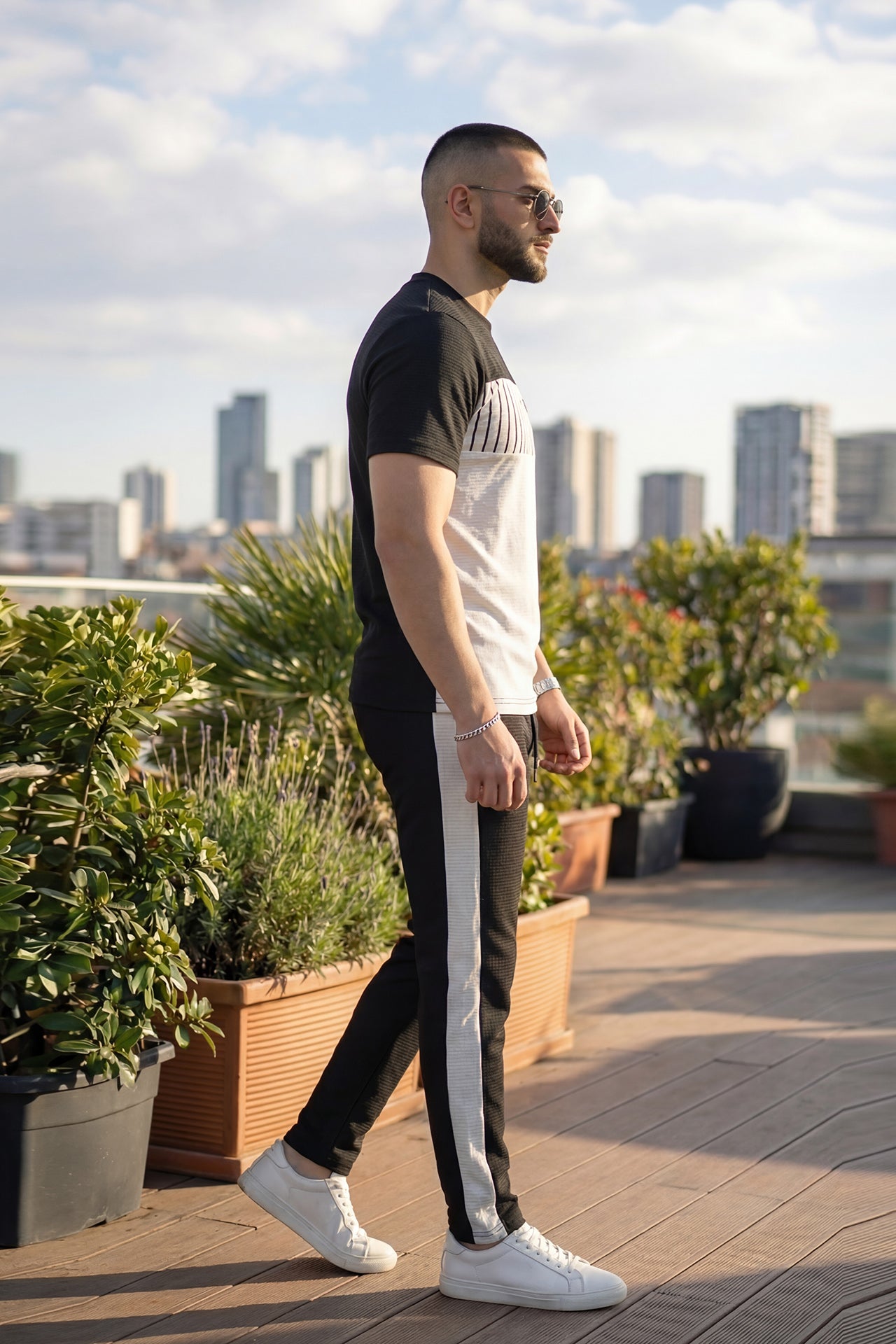 Nextage Cutrai Contrast Round Neck Tracksuit