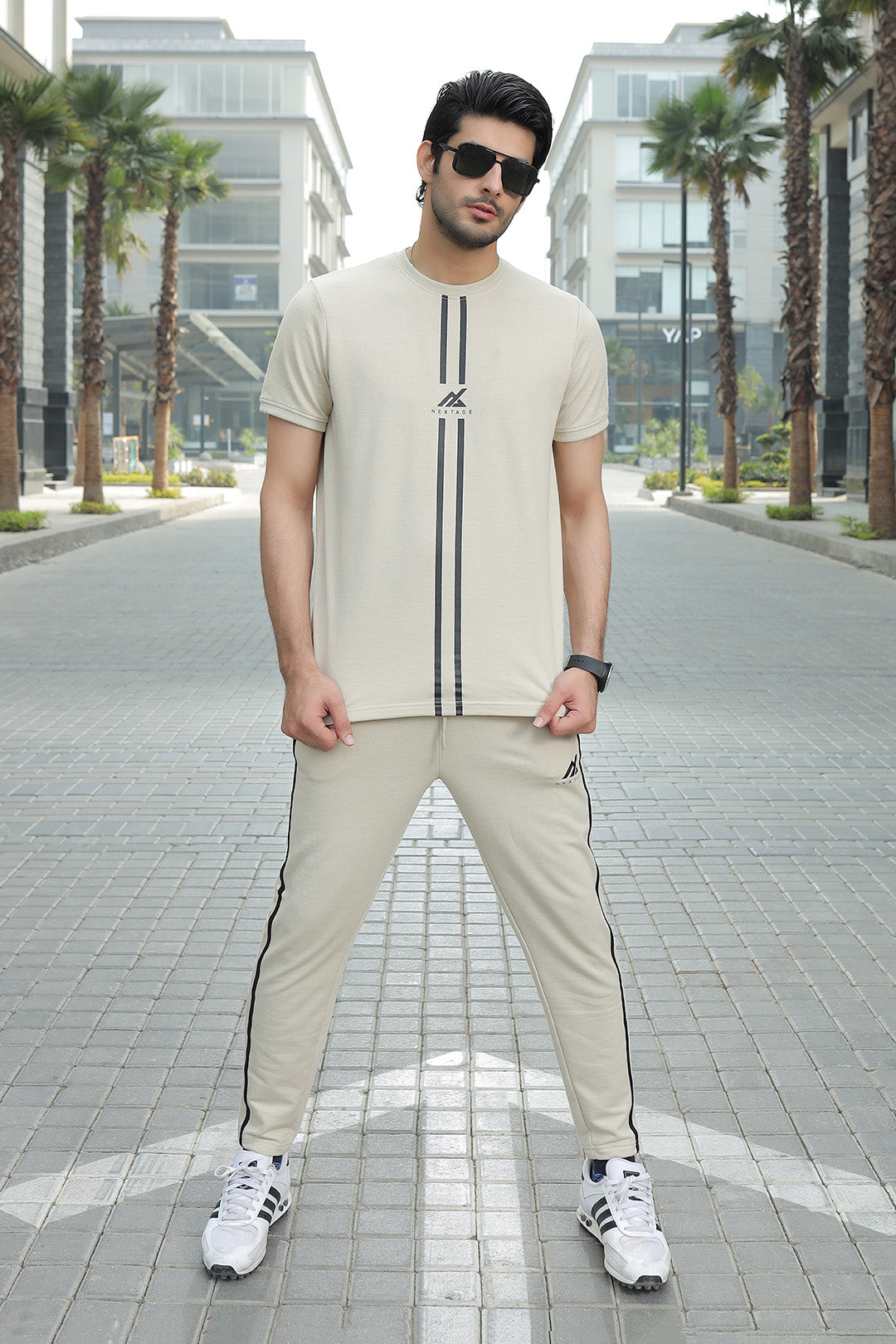 Tracksuits provider  Tracksuits for men & women in Pakistan